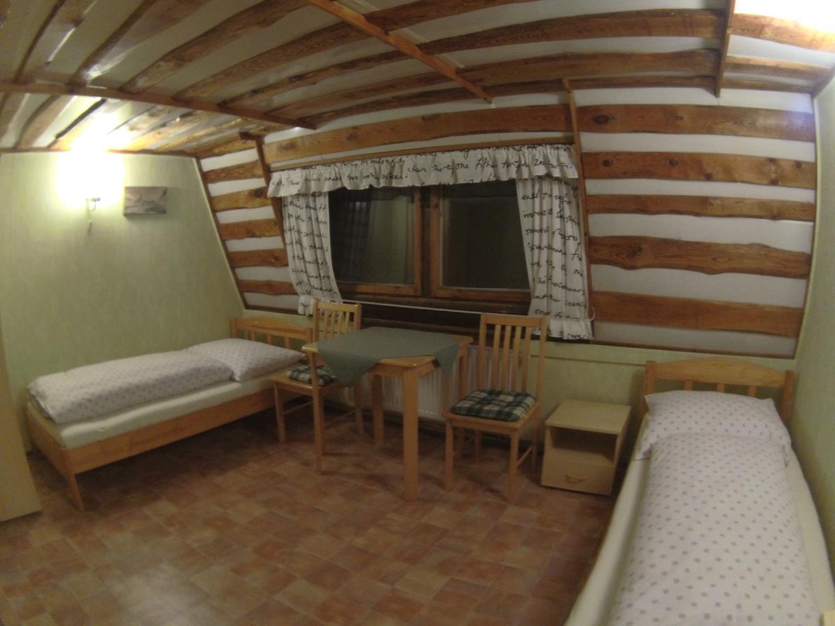 Ubytovani U Vorechovskych Pec pod Snezkou Luaran gambar